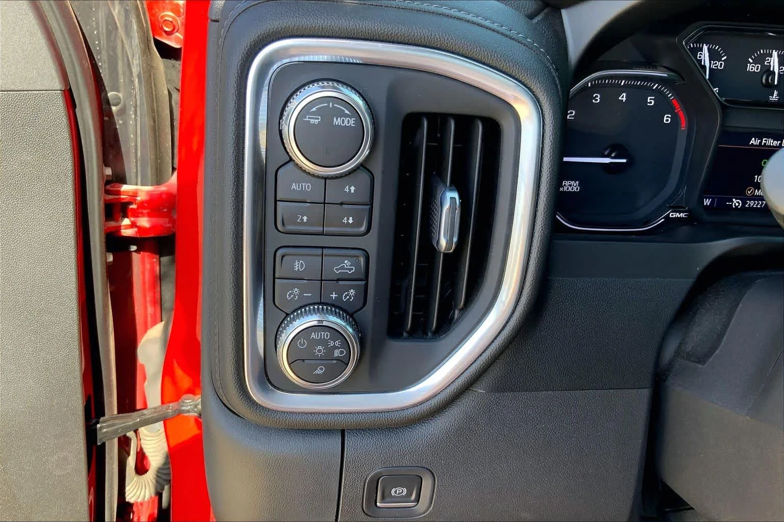 Used 2022 Cardinal Red GMC SLT image 33