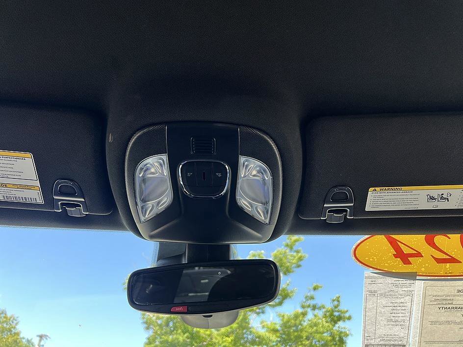 Used 2024 Bright White Clearcoat Jeep Latitude image 26