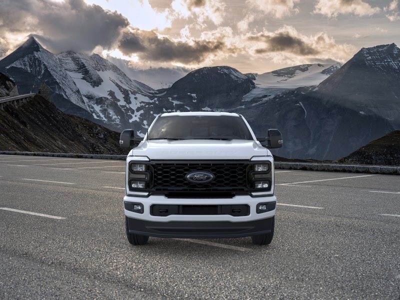 New 2026 Oxford White Ford LARIAT image 6