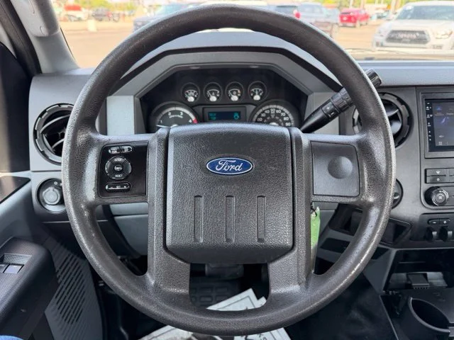 Used 2011 Oxford White Ford XL image 19