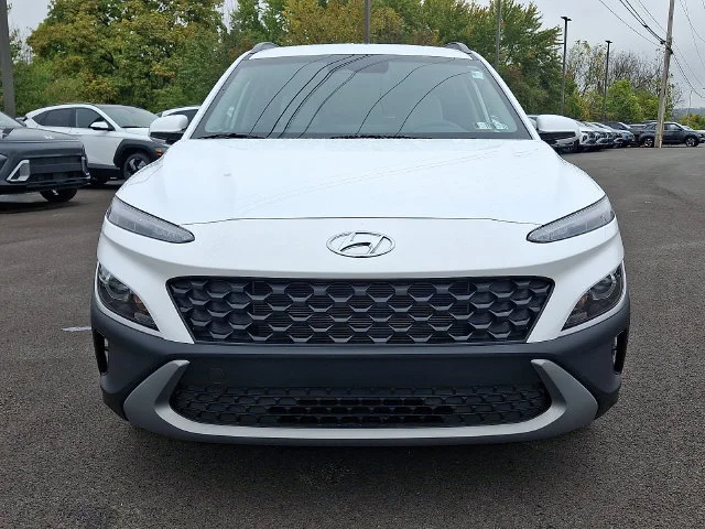 Certified Used 2023 White Hyundai SEL image 2