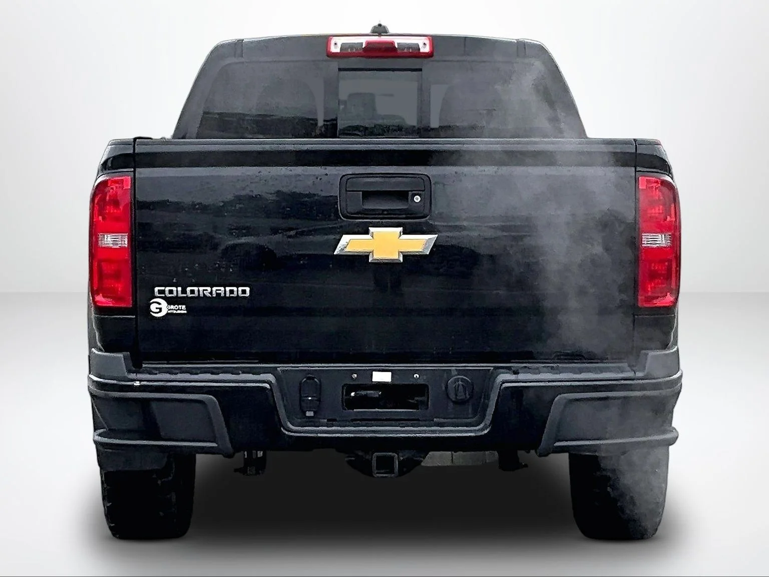 Used 2016 Black Chevrolet Z71 image 5