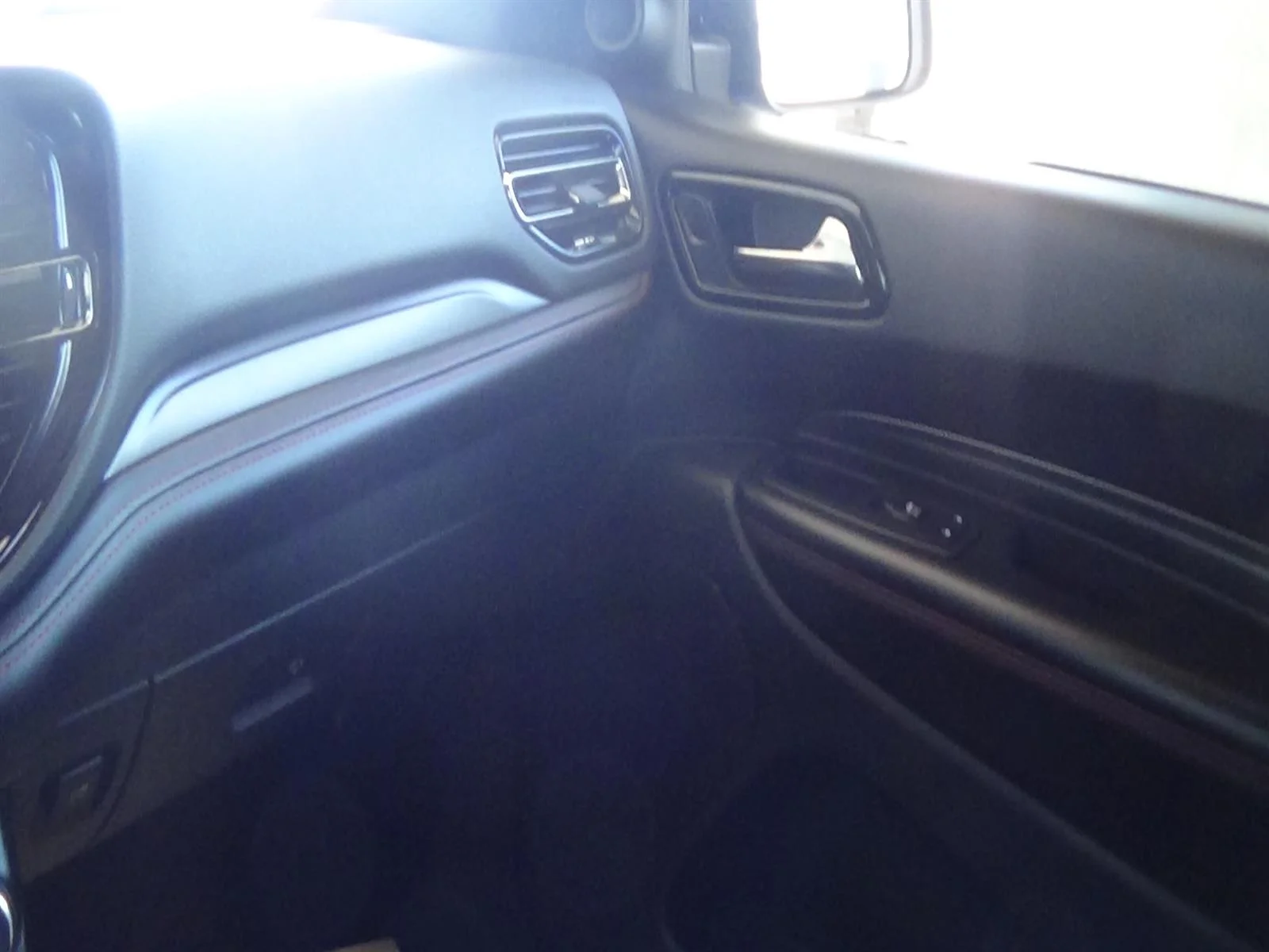 Certified Used 2025 Diamond Black Clear Coat (pxj) Dodge GT image 35