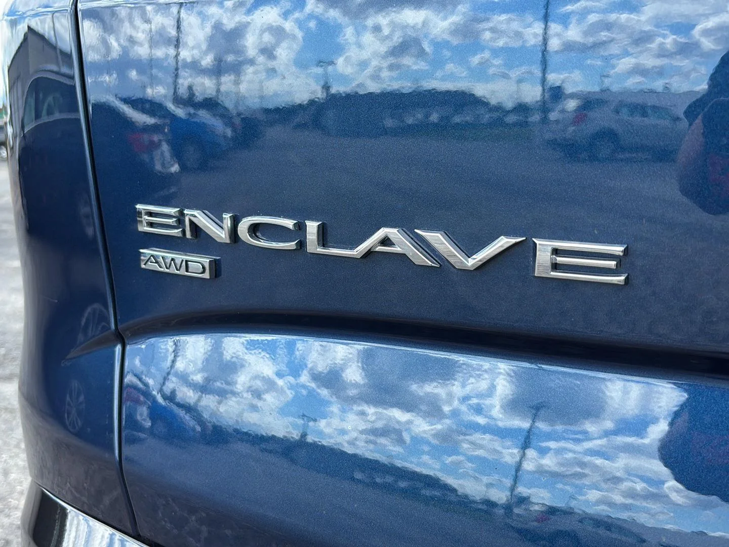 Used 2024 Emperor Blue Metallic Buick Essence image 13