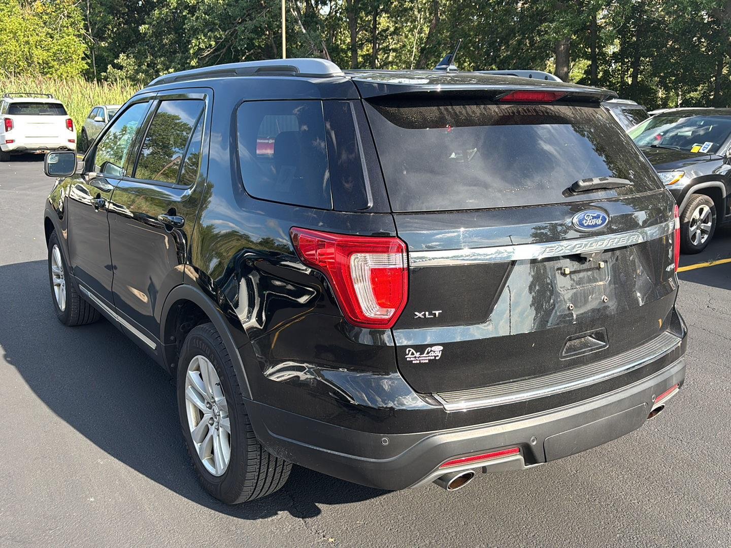 Used 2018 Shadow Black Ford XLT image 5