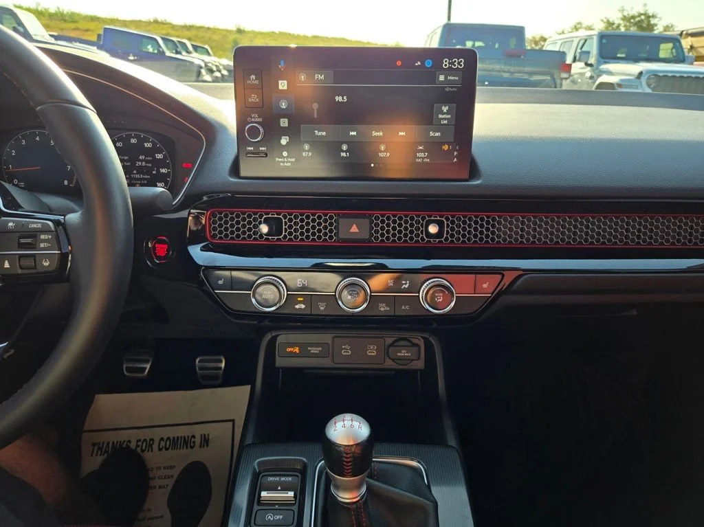Used 2025 Red Honda  image 21
