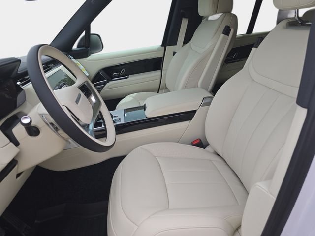 New 2026 Ostuni Pearl White LAND ROVER SE image 12