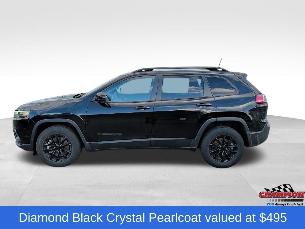 Used 2023 Black Jeep Altitude image 2