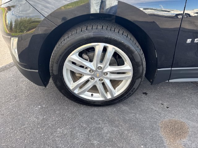 Used 2019 MOSAIC BLACK METALLIC Chevrolet Premier image 25