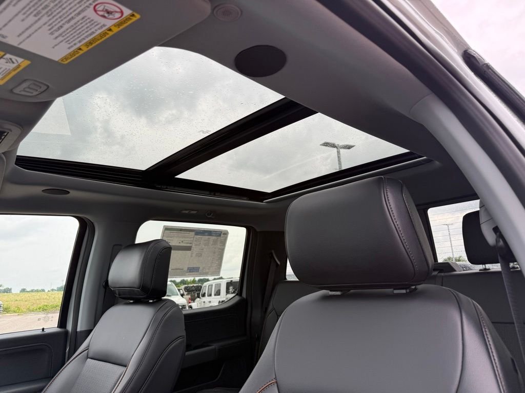 New 2026 Avalanche Ford F-250® Lariat® image 7