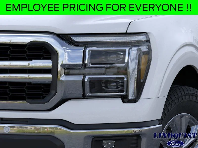 New 2026 Oxford White Ford Lariat® image 18
