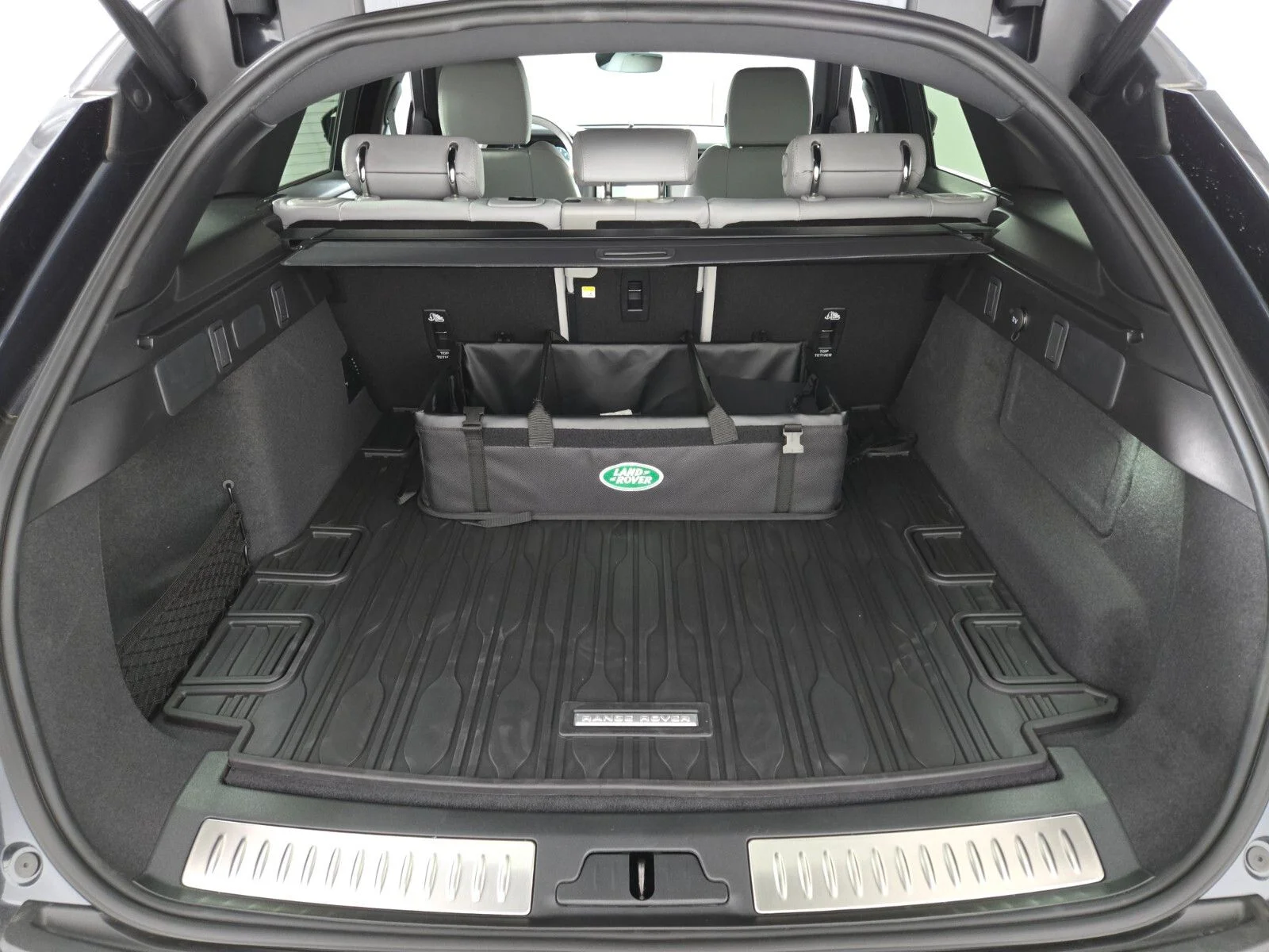 New 2026 Varesine Blue Land Rover S image 15