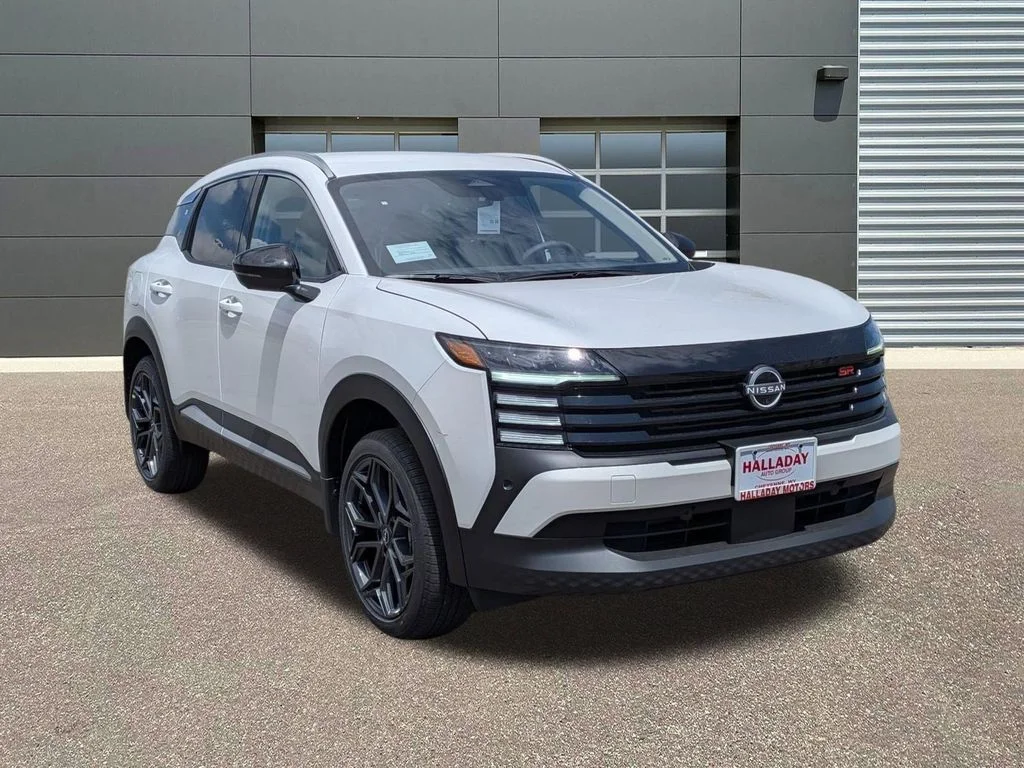 New 2026 Aspen White TriCoat Nissan SR image 3