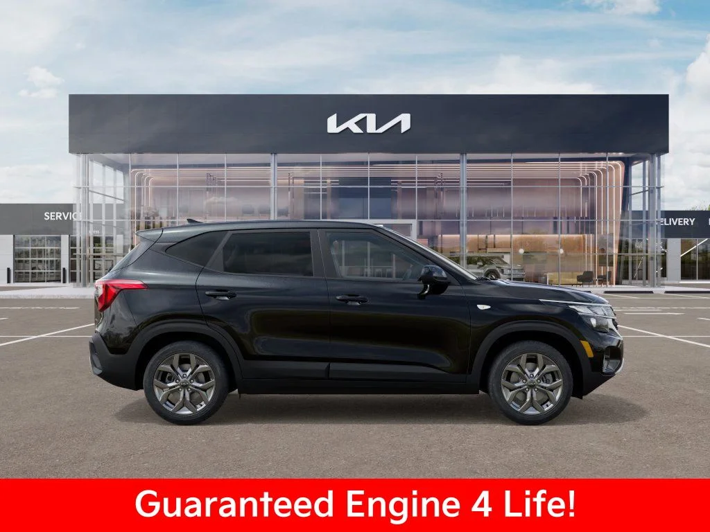 New 2026 Fusion Black Kia LX image 8