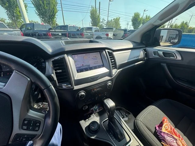 Used 2020 Black Ford XLT image 4