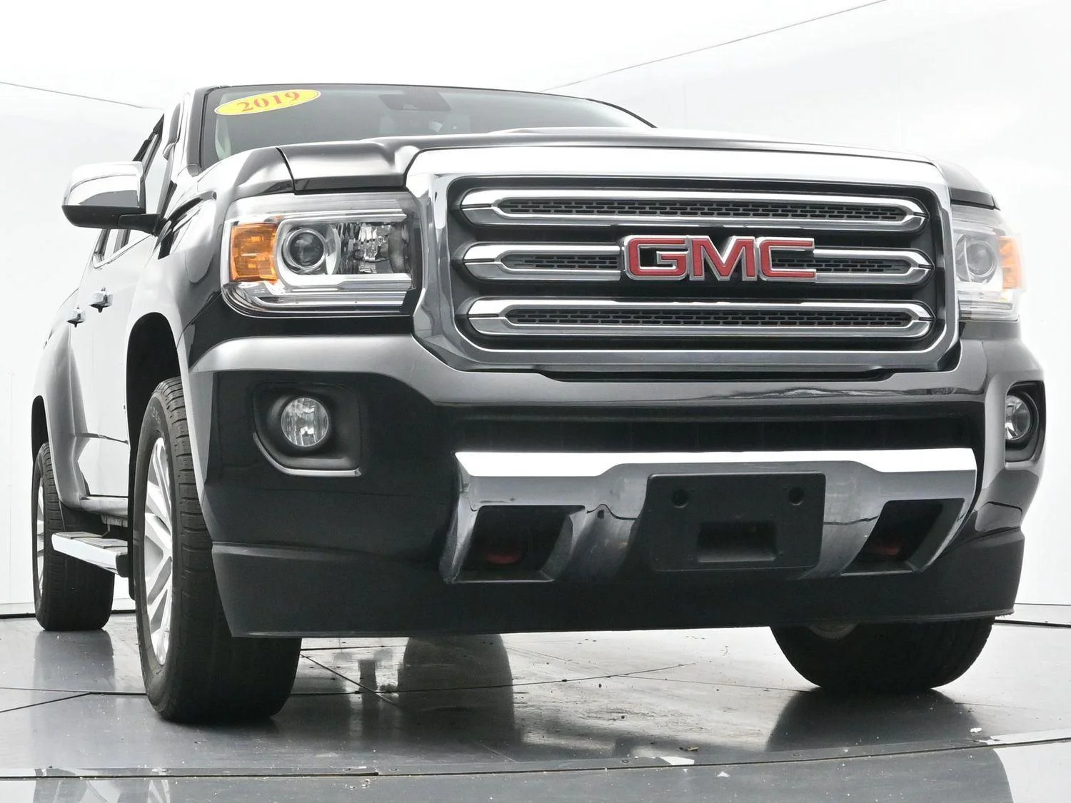 Used 2019 Onyx Black GMC 4WD SLT image 49