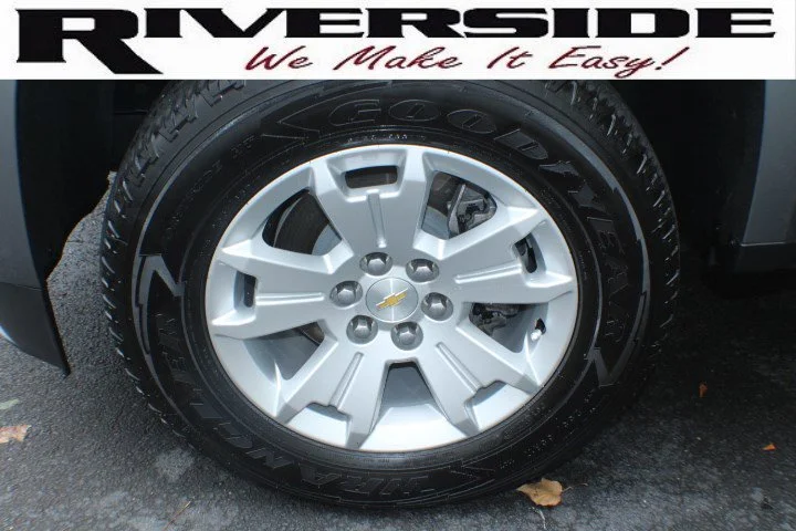 Used 2022 Satin Steel Metallic Chevrolet LT image 5