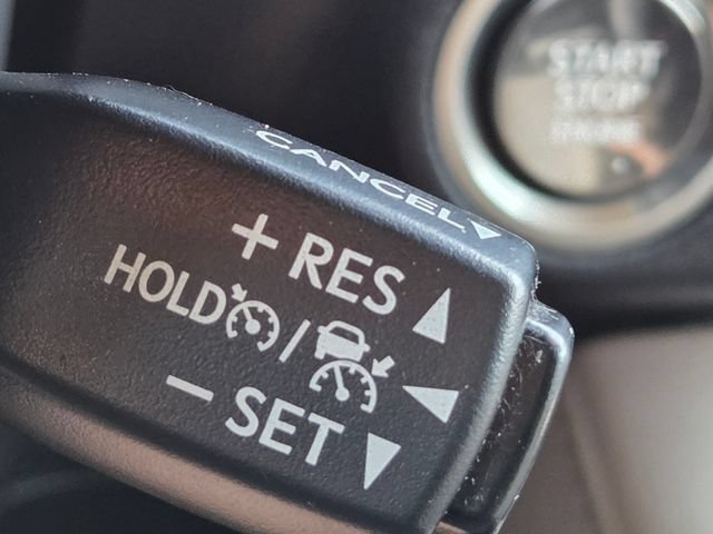 Used 2020 Silver Lexus 350 image 33