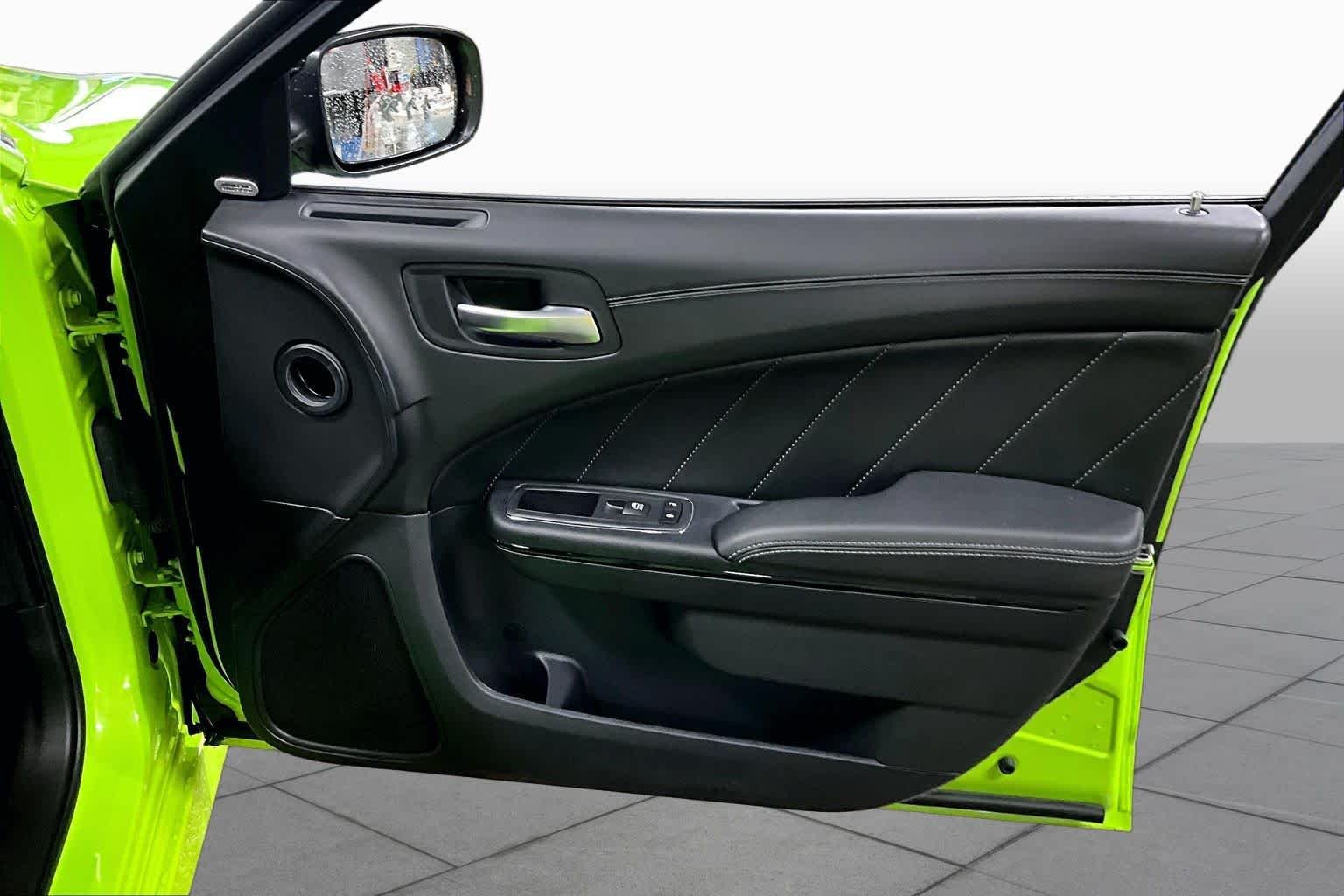 Used 2023 Sublime Metallic Clearcoat Dodge R/T image 22
