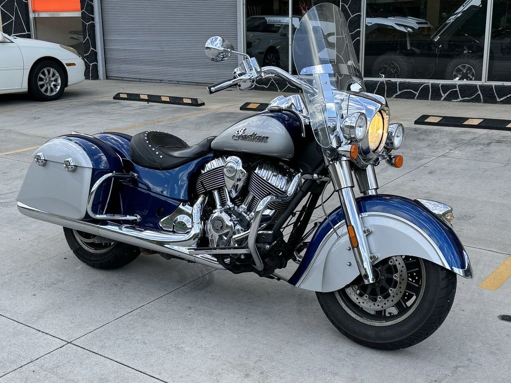 Pre-Owned 2017 Indian Motorcycle® Springfield™ Blue Sapphire Over