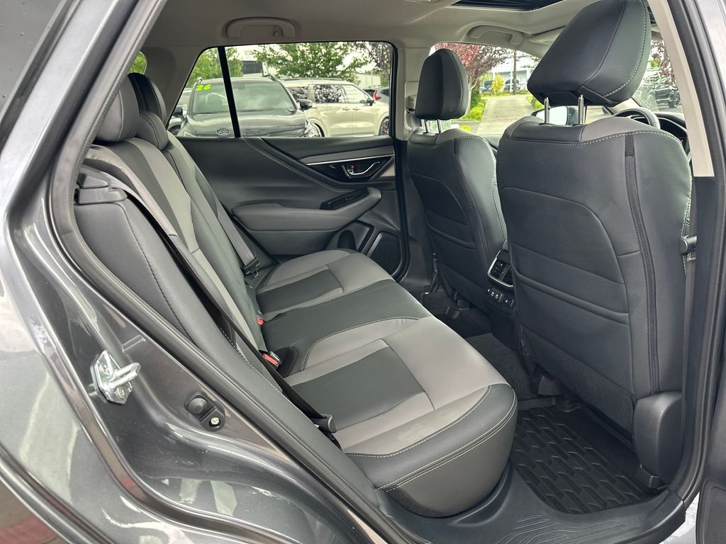 Used 2021 Gray Metallic Subaru Onyx Edition XT image 15