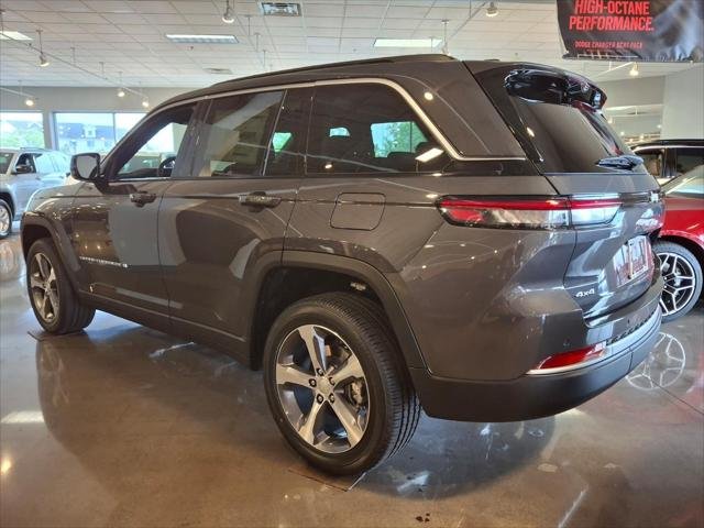 New 2026 Baltic Gray Metallic Clearcoat Jeep Limited image 4