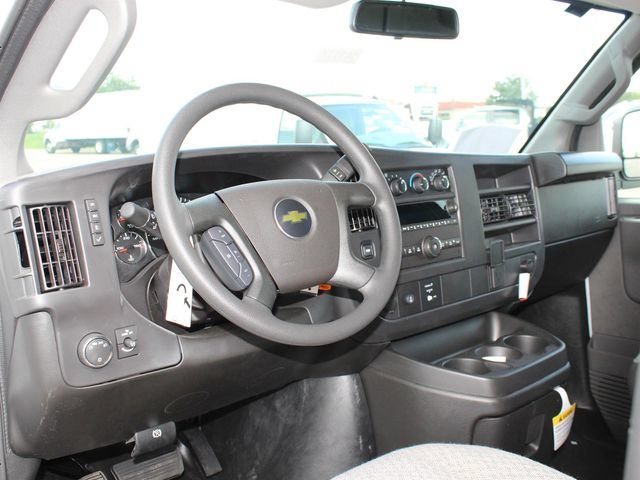 2026 Chevrolet Express Cargo Work Van - Photo 6