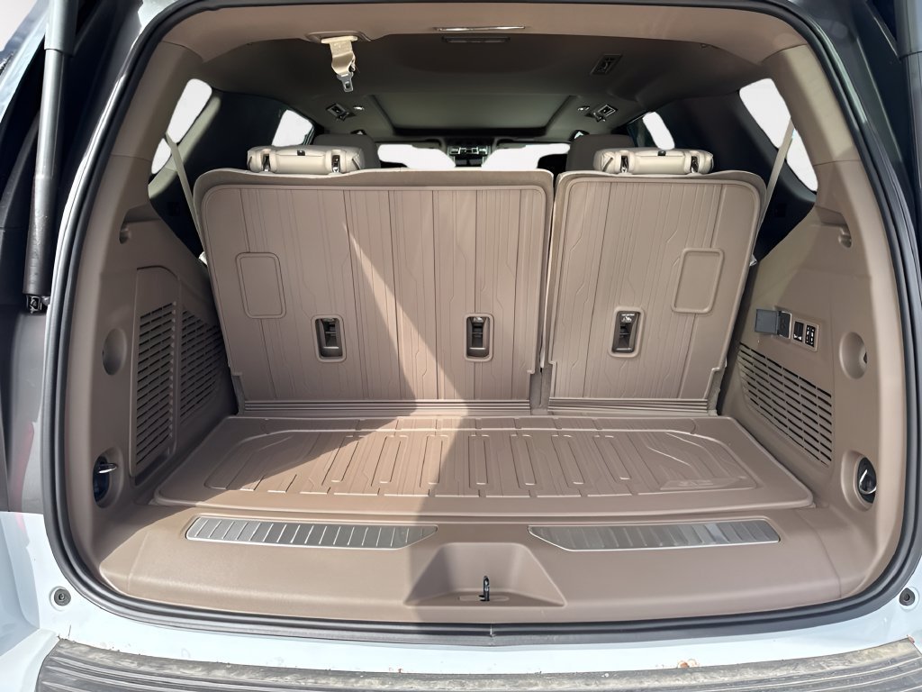 2026 GMC Yukon Denali - Photo 26