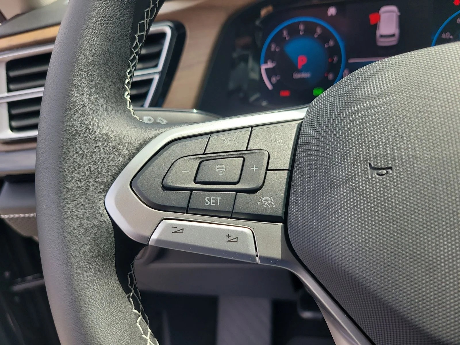 2026 Volkswagen Atlas SE w/Tech - Photo 29