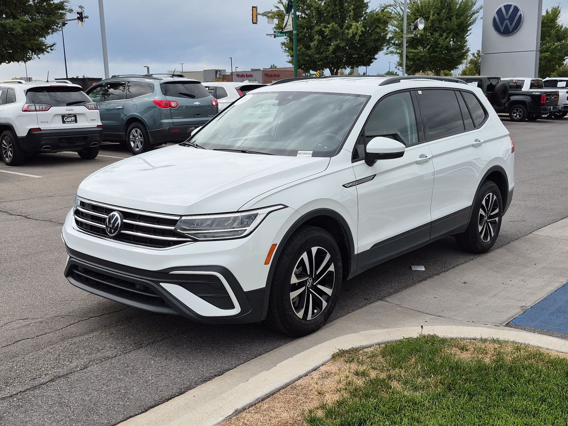 Certified Used 2024 Pure White Volkswagen S image 9