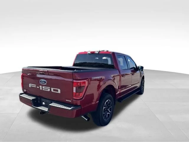 Used 2021 Red Ford XLT image 7