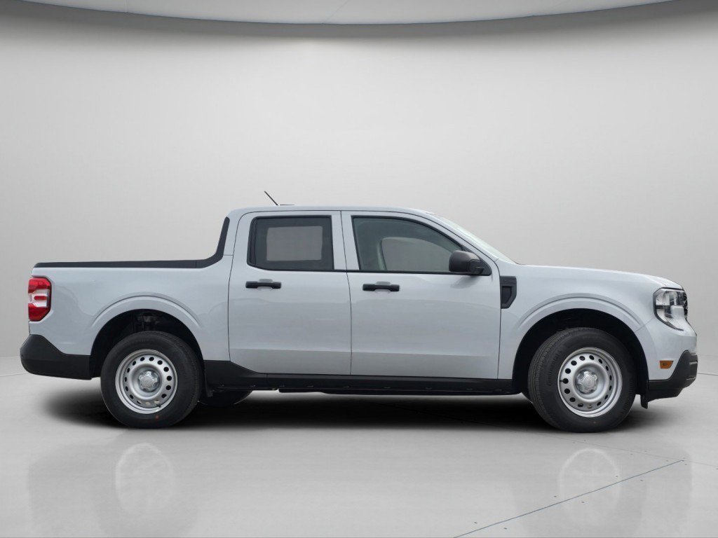 New 2026 Space White Metallic Ford XL image 48