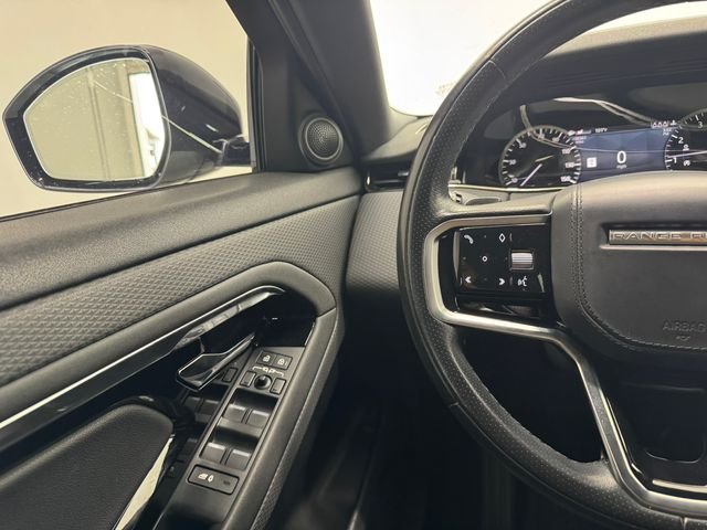 Used 2023 Fuji White Land Rover Dynamic image 23