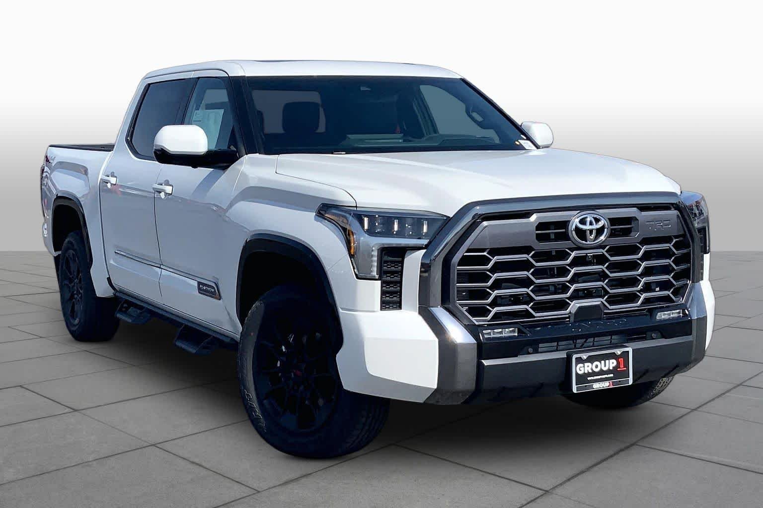 New 2026 Wind Chill Pearl Toyota Platinum image 2
