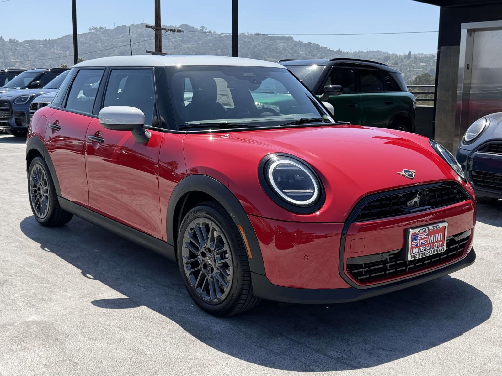 New 2027 Chili Red II MINI Signature Plus image 2