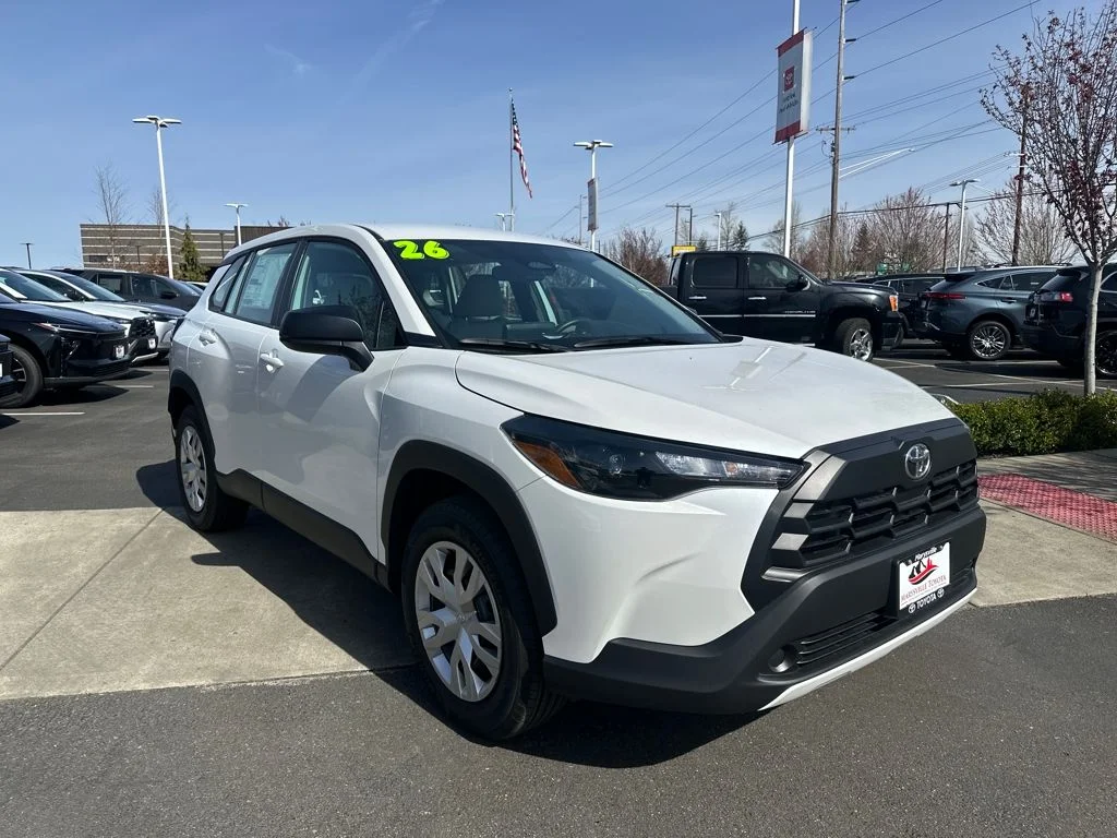 2026 Toyota Corolla Cross L - Photo 7