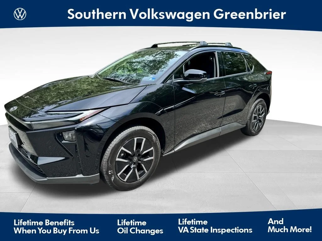 Used 2026 Black Toyota XLE image 1