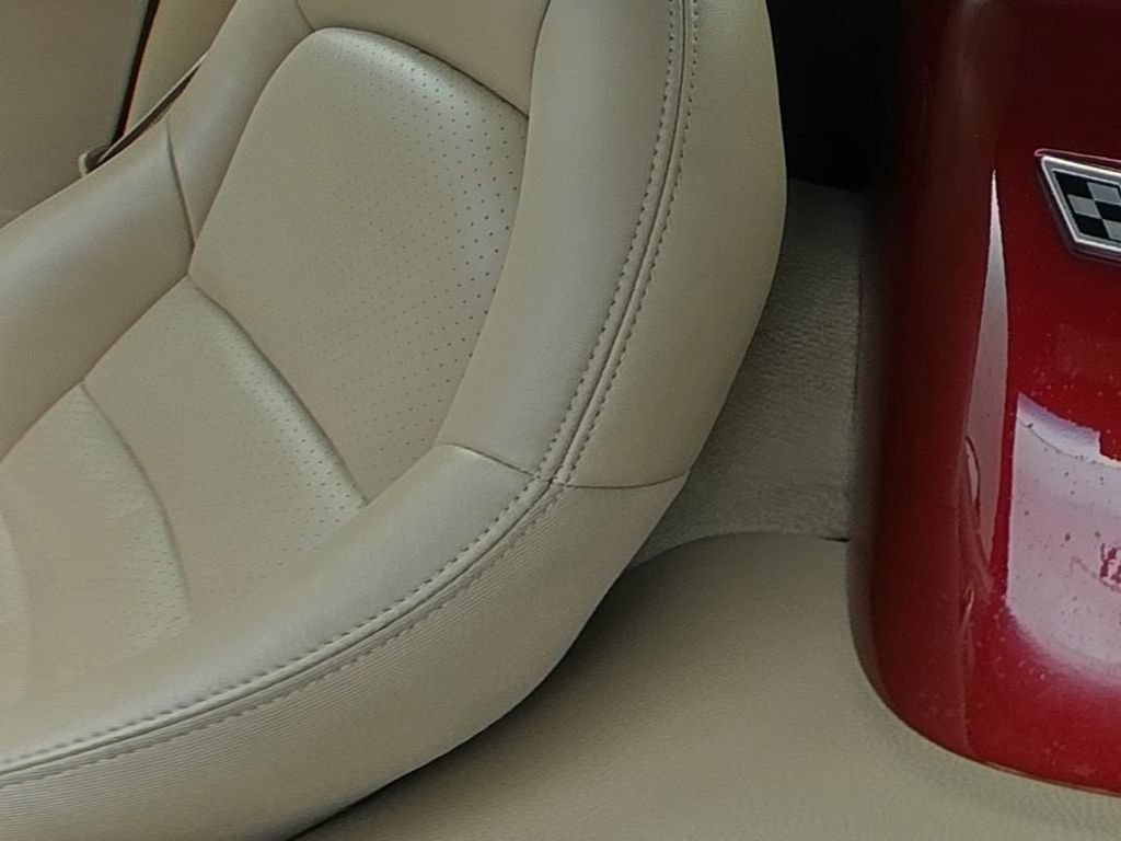 Used 2006 Monterey Red Met Tintcoat Chevrolet NA image 12