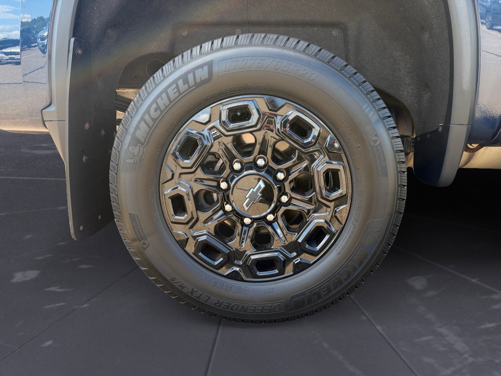 Used 2021 Northsky Blue Metallic Chevrolet LT image 41