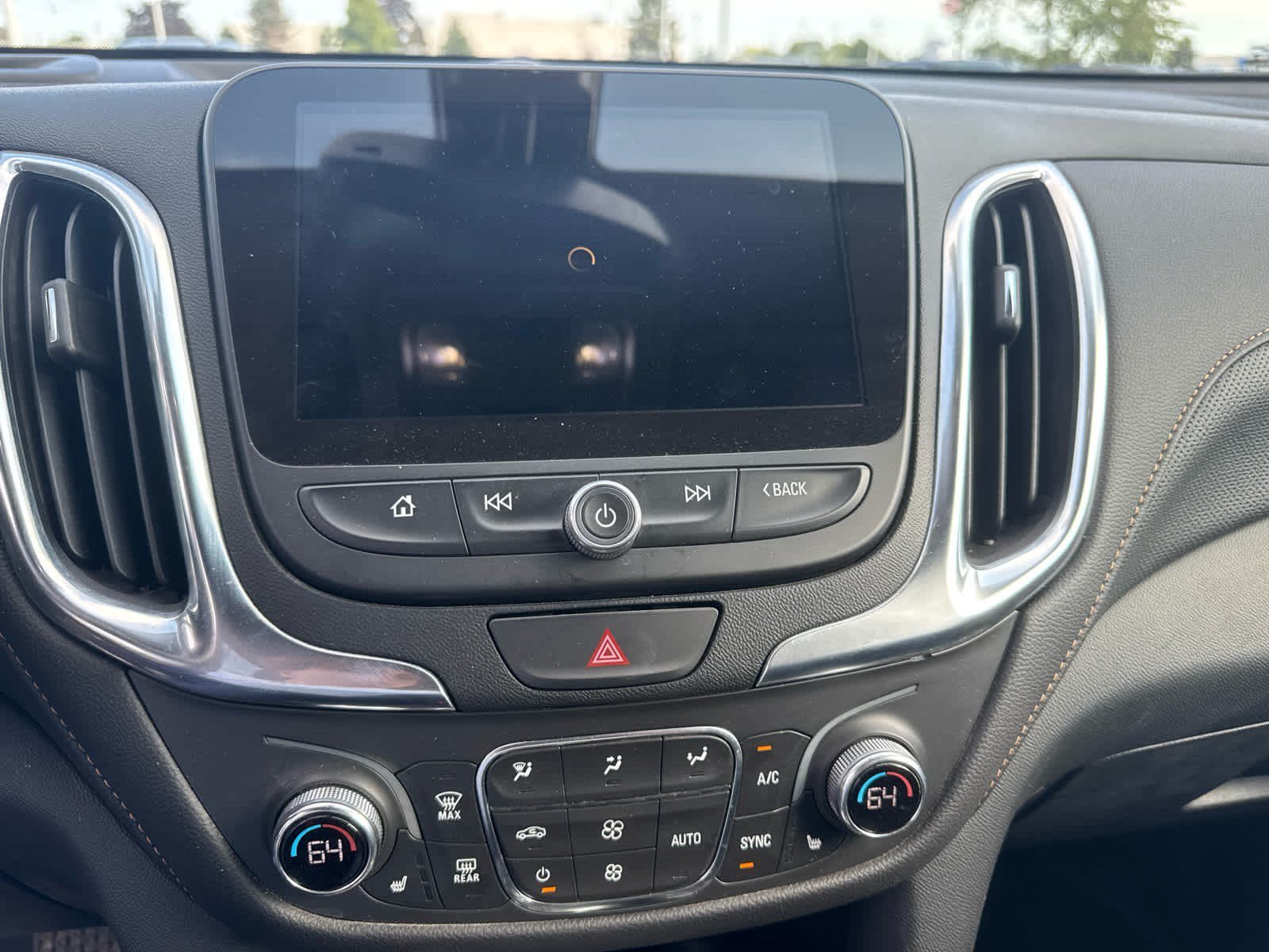 Used 2021 SILVER ICE METALLIC Chevrolet Premier image 7