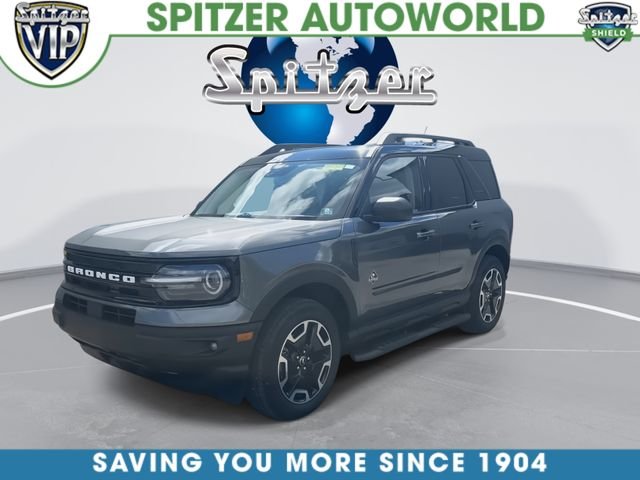 Used 2024 Gray Ford Outer Banks image 4