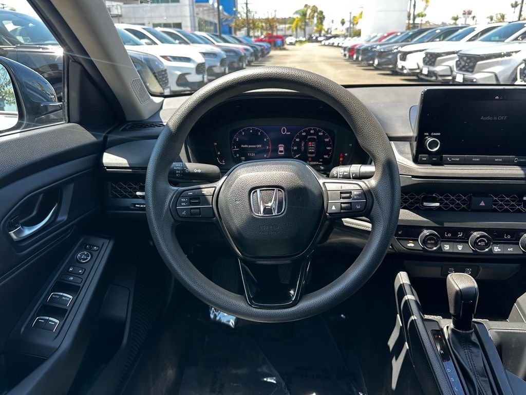 Used 2024  Honda EX image 18