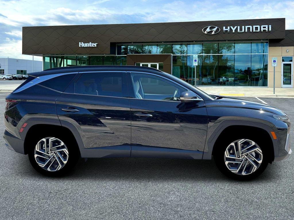 2026 Hyundai Tucson Limited - Photo 9