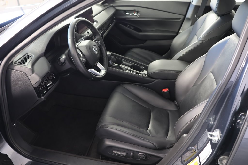 Used 2024  Honda Touring image 20