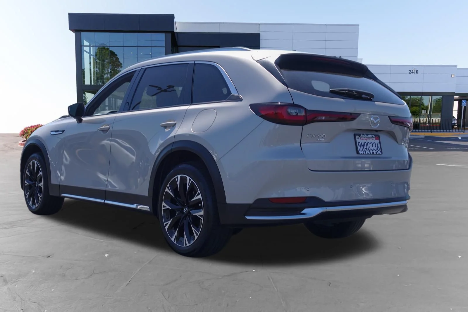 Certified Used 2024 Platinum Quartz Mazda Premium Plus image 7