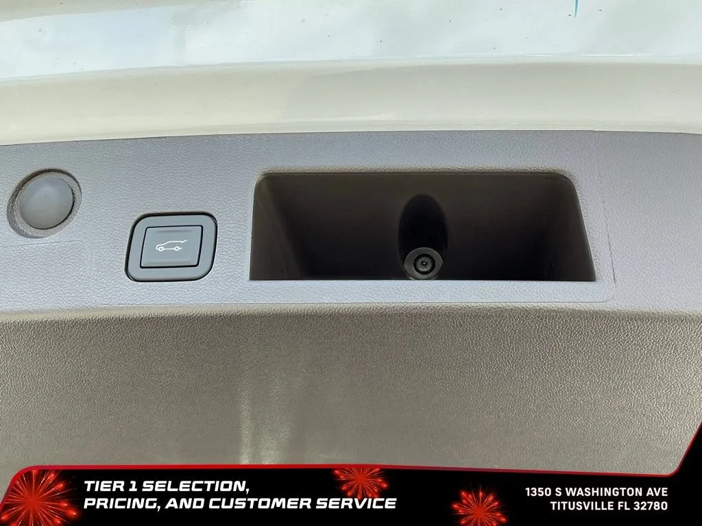 New 2026 Glacier White Tricoat GMC Denali image 21