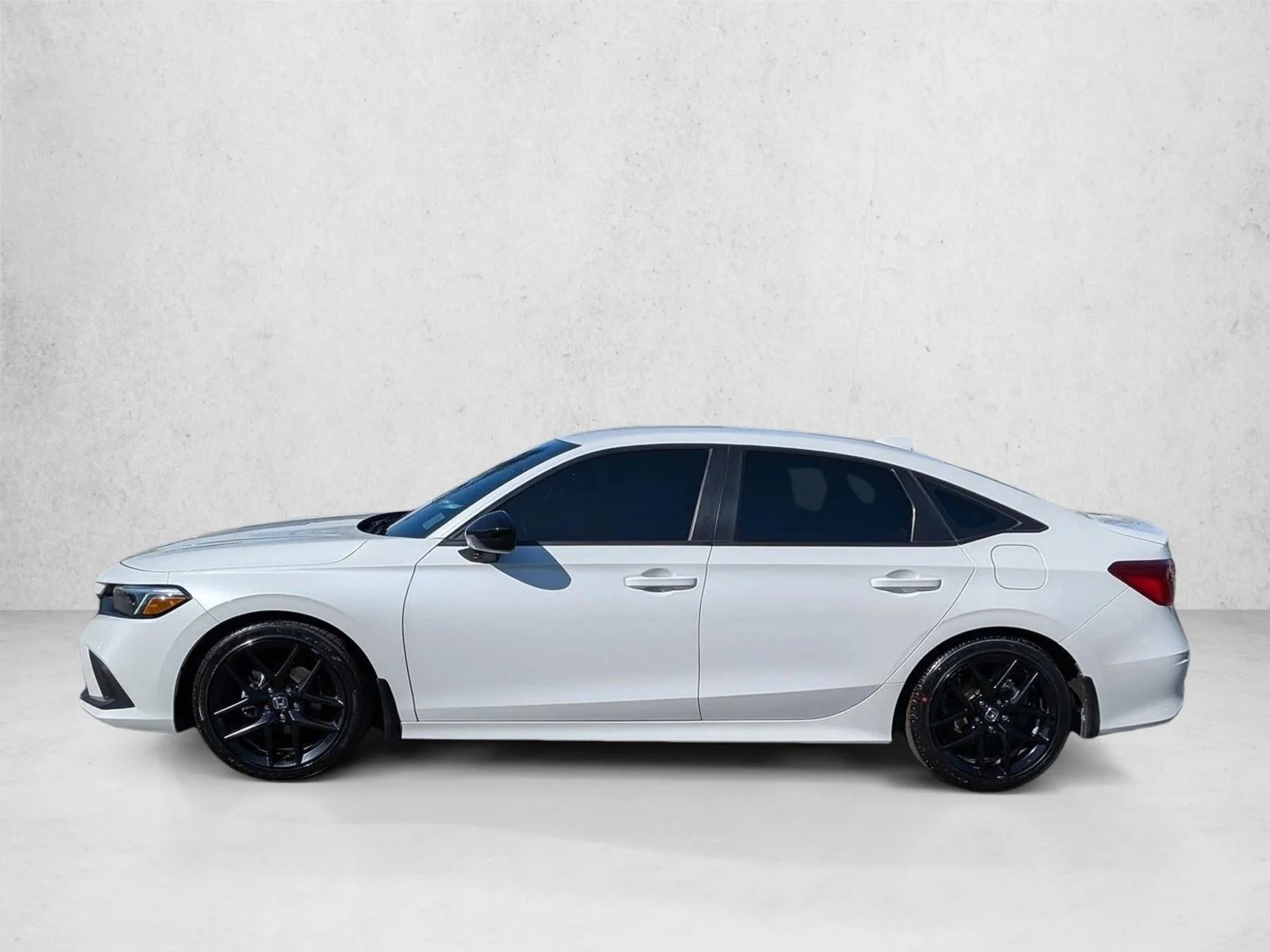 Used 2022 White Honda Sport image 9