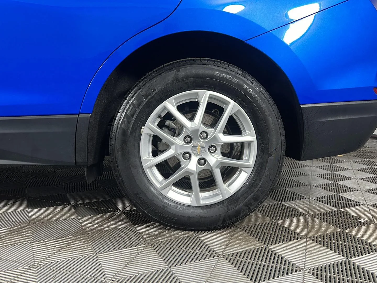 Used 2024 Riptide Blue Metallic Chevrolet LT image 32