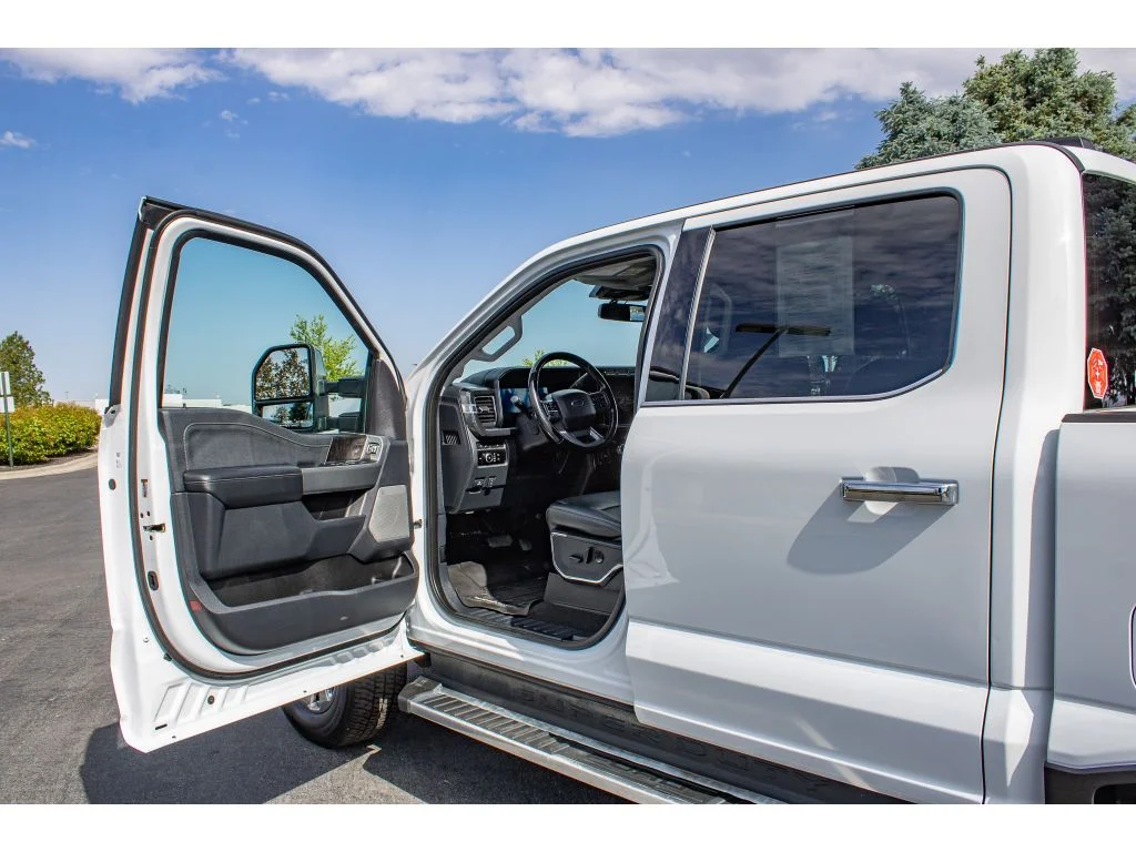 Used 2023 Oxford White Ford LARIAT image 26