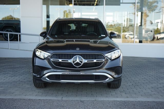 New 2026 Graphite Grey Metallic Mercedes-Benz GLC 300 image 3